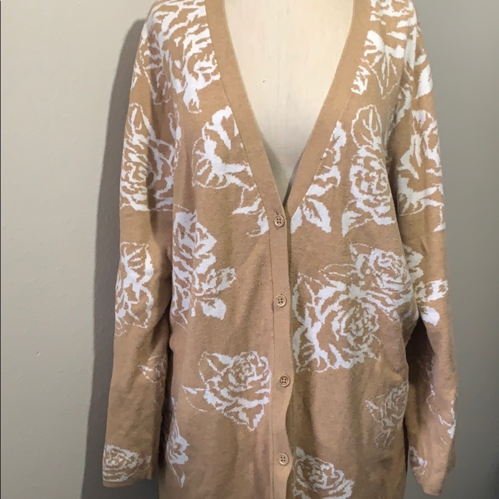 Isaac  mizrahi cardigan sweater 1x